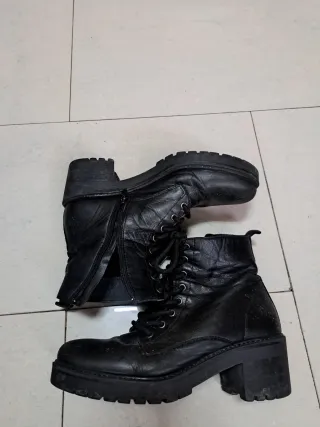 Botines de piel negros MARCA CACHALOT