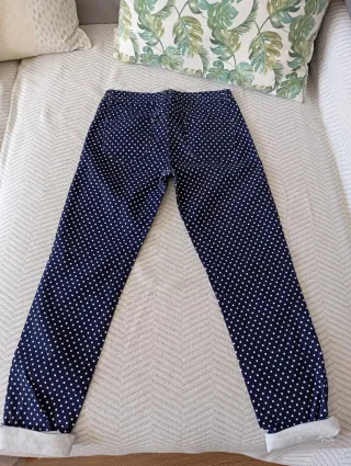 Pantalón vaquero azul de lunares blancos
