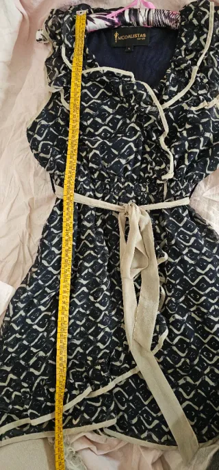 Vestido estampado azul marino y beige