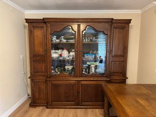 Conjunto mesa y mueble roble