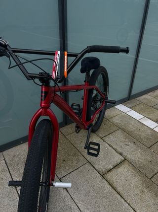 Bicicleta roja estilo BMX MAFIA CHENGA