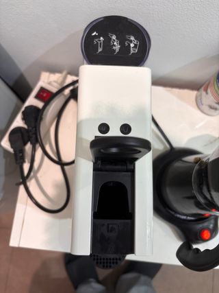 Cafetera Eléctrica Blanca