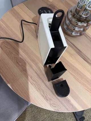 Cafetera Eléctrica Blanca