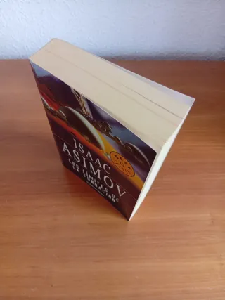 Los límites de la Fundación / Foundation's Edge...