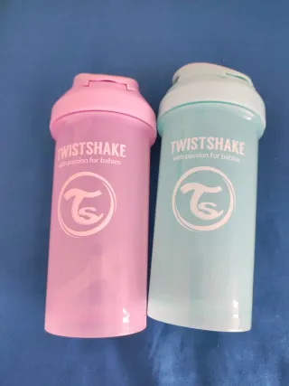 2 Vasos Twistshake Rosado y Celeste