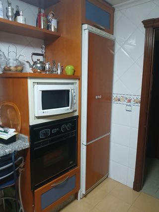 Muebles de cocina madera y cristal