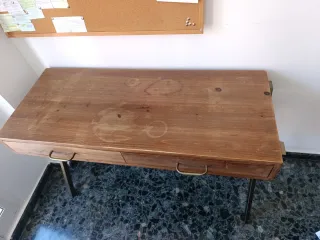 Mesa recibidor con dos cajones de madera y metal