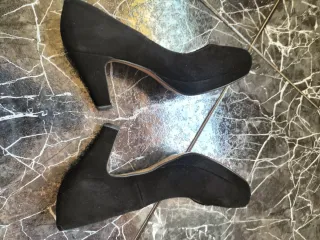 Zapatos de salón negros