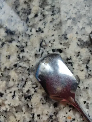 5 cucchiaini vintage in metallo