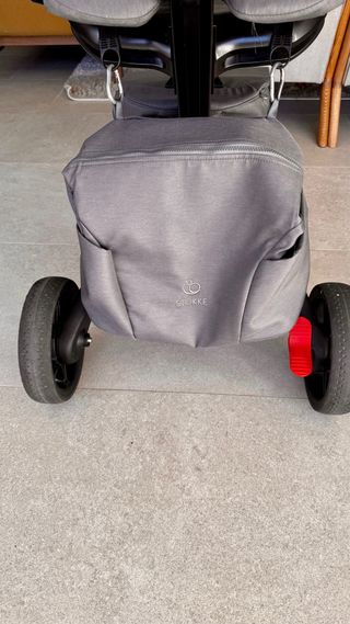 Cochecito Stokke Xplory X gris — silla + capazo +