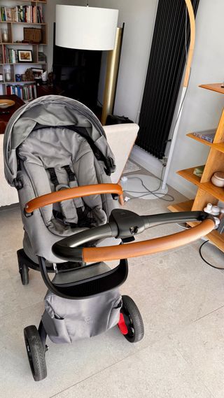 Cochecito Stokke Xplory X gris — silla + capazo +