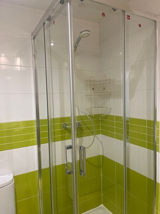 URGELavabo,armario,mampara IKEA- solo 15 y 16 mar.