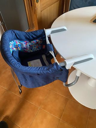 Silla trona de mesa azul
