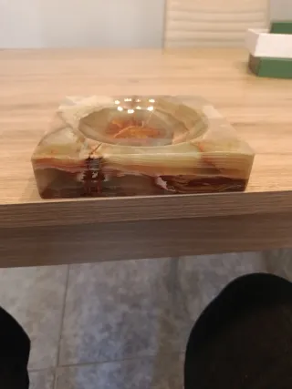 Cenicero de mármol vintage de los años 70