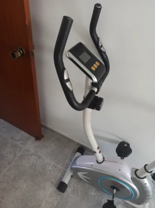 Bicicleta Estática EasyFit by Weslo