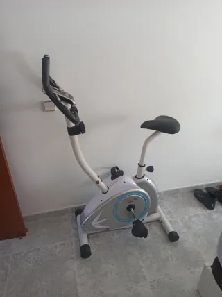 Bicicleta Estática EasyFit by Weslo