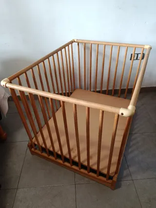 Parque infantil de madera