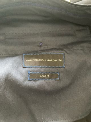 Purificación García Traje Azul Marino Hombre