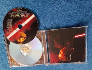 Banda Sonora Star Wars Ep. III CD+DVD. Buen estado