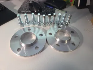 Separadores Ruedas Audi 10mm BTTRACING