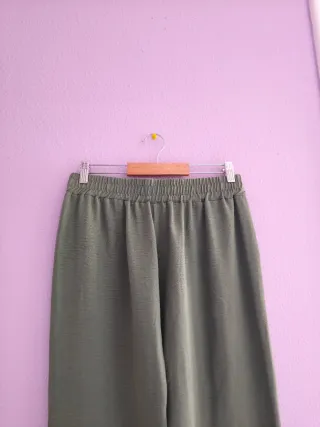 Pantalones verdes talla L