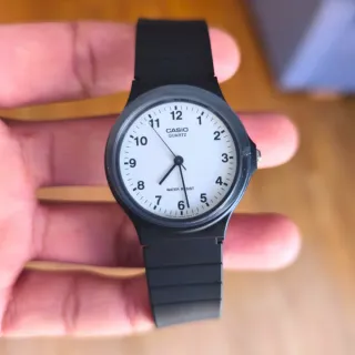 Reloj Casio MQ24 Retro Minimalista | Sin estrenar