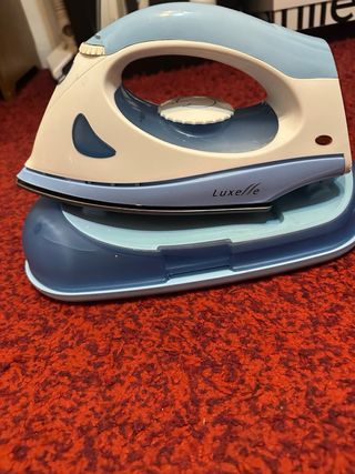 Plancha de vapor inalámbrica