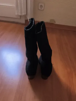 Stivali in pelle nera