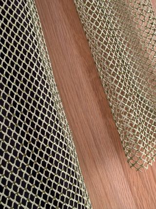 Vestido de red verde con pedrería + vestido negro