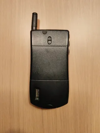 Teléfono Móvil Philips Genie