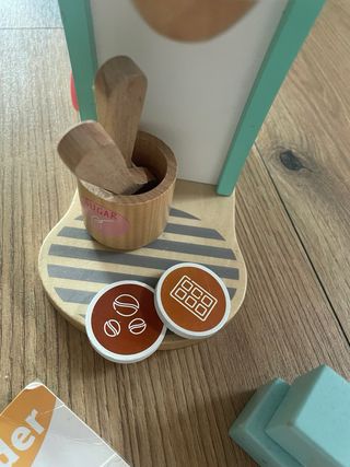 Cafetera de madera para cocina de juguete