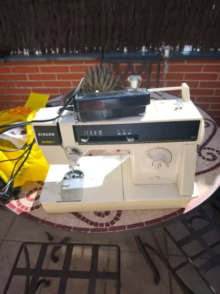 Máquina de coser Singer Samba 1 averiada