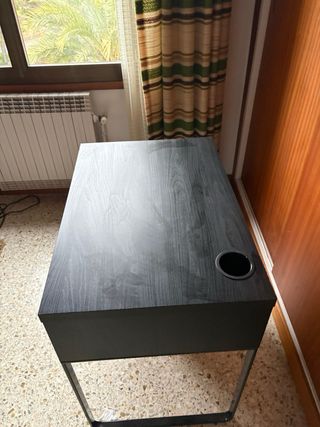 Escritorio Ikea Negro nuevo - MICKE