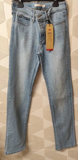 Pantalón vaquero Levi's 314 Shaping Straight