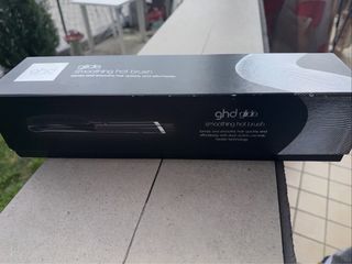 Spazzola lisciante GHD nera