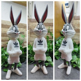 Figura Bugs Bunny Urbano
