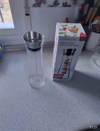 Jarra de agua ERNESTO 1.1L