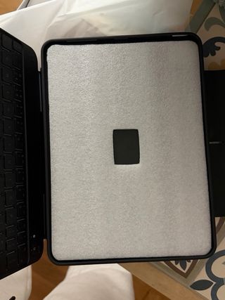 Funda Teclado ESR Rebound iPad 360 Negro