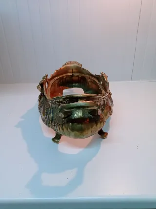 Centro de mesa antiguo de bronce