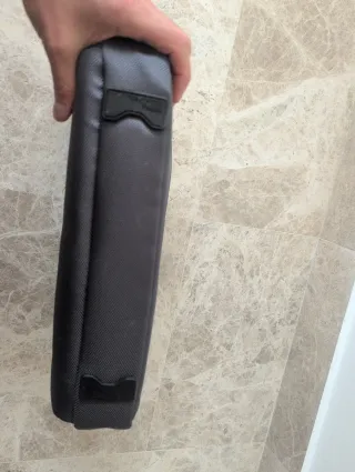 Maletín para portátil gris