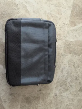 Maletín para portátil gris