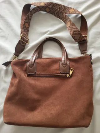 Bolso marrón de ante