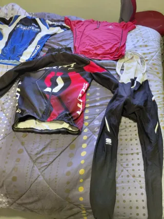 Ropa de ciclismo profesional