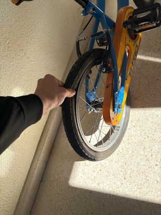 Bicicleta infantil B-PRO 16 azul y naranja