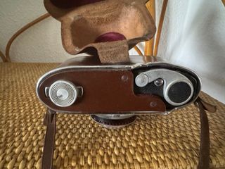 Cámara Kodak Retinette con funda