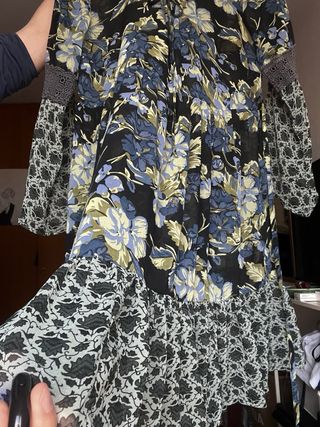 Vestido floral azul y verde