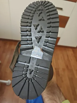 Stivali unisex in pelle