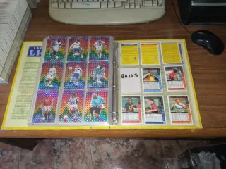 MUNDICROMO 20002. LAS FICHAS DE LA LIGA 2001/2002