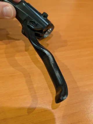 Freno Shimano MT200 Delantero + pinza trasera