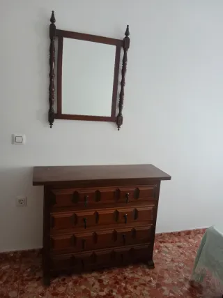 Dormitorio de madera estilo Castellano